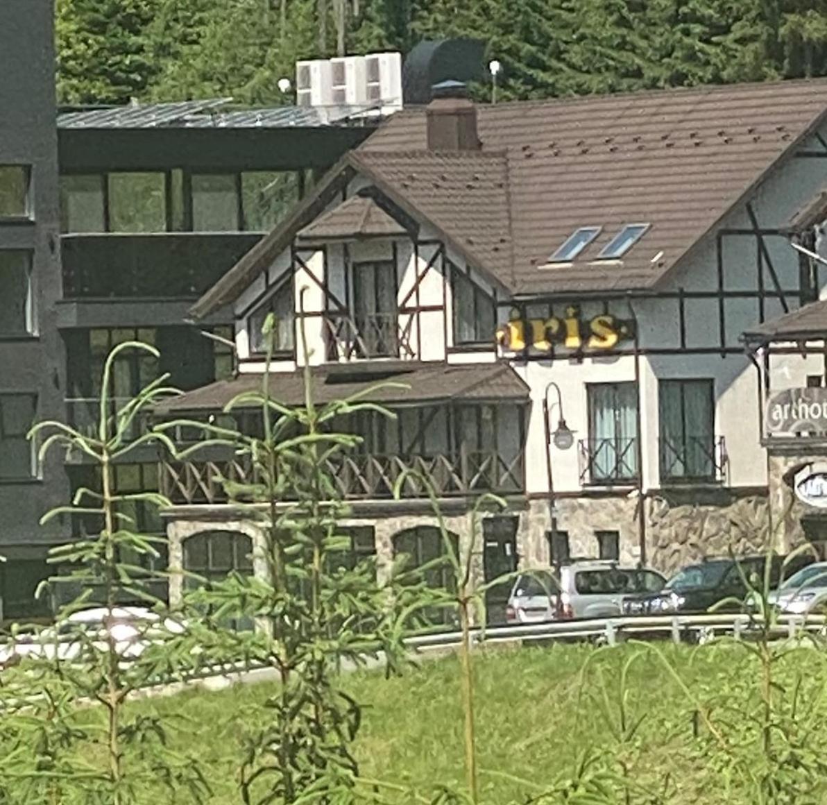 Iris Hotel บูโคเวล ภายนอก รูปภาพ